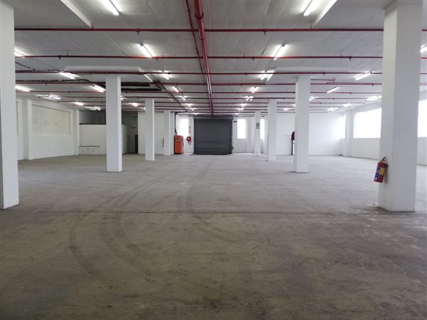 1 267  m² Industrial space