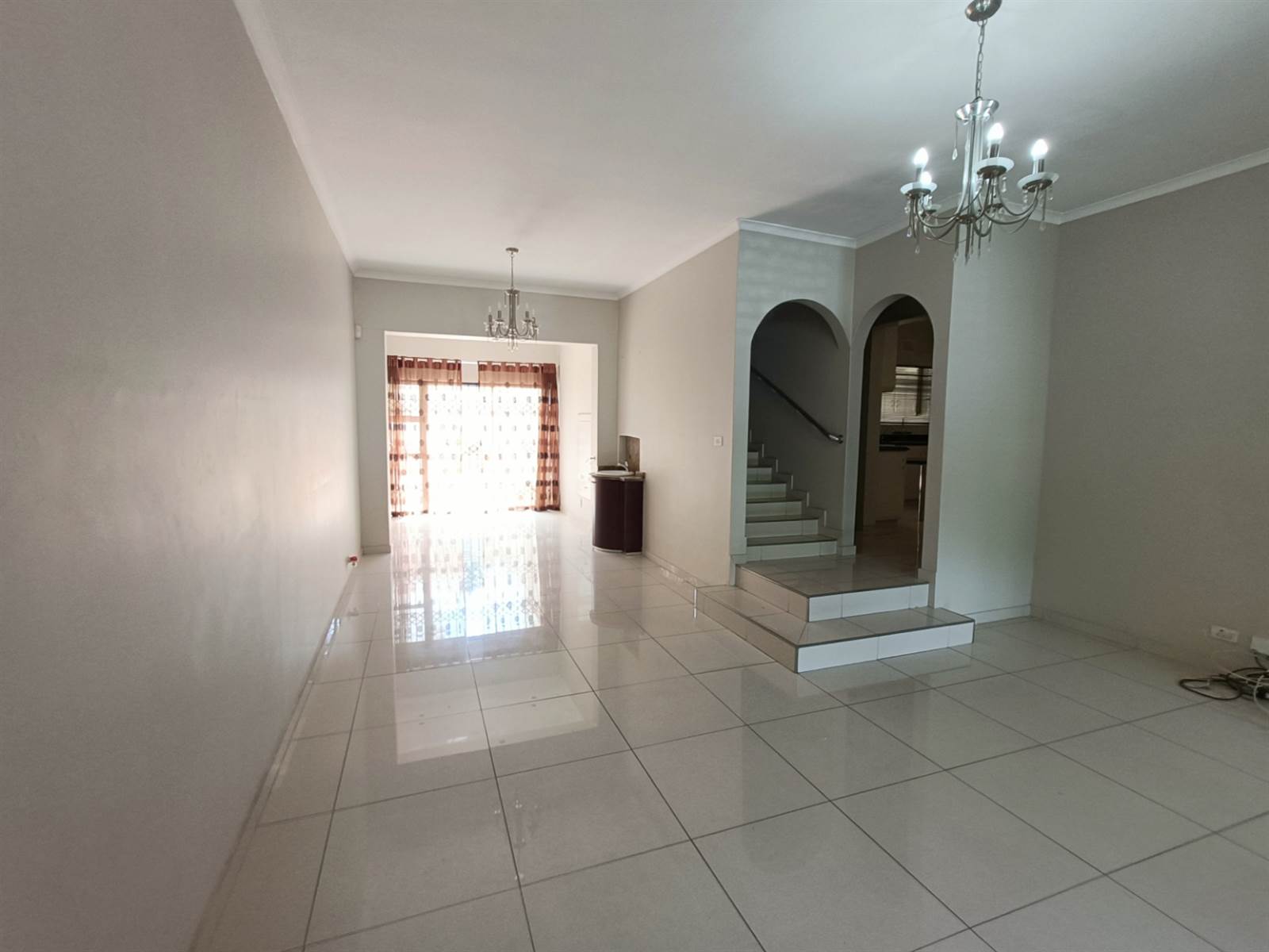 4 Bed Apartment in Umgeni Park photo number 10