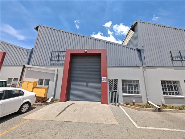 355  m² Industrial space