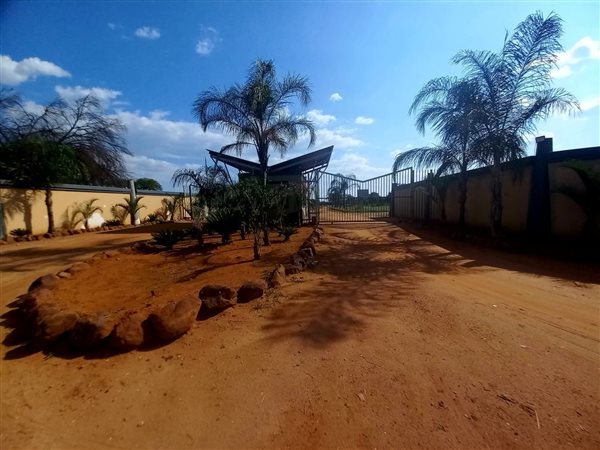 832 m² Land 832 m² Land