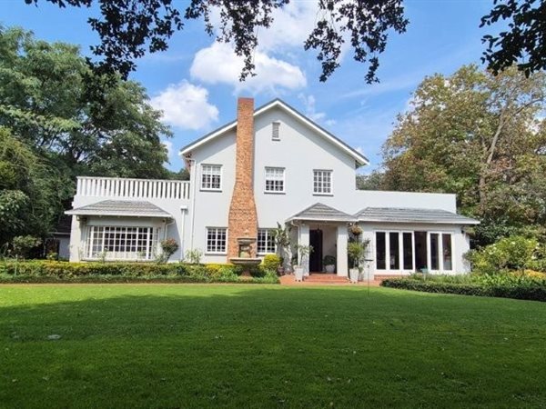 4 Bedroom House 4 Bedroom House