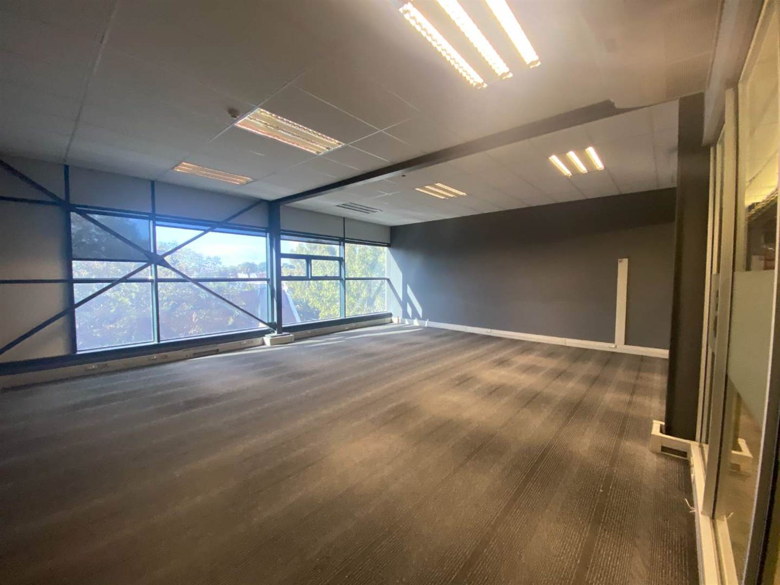 1421  m² Office Space in Woodstock photo number 25