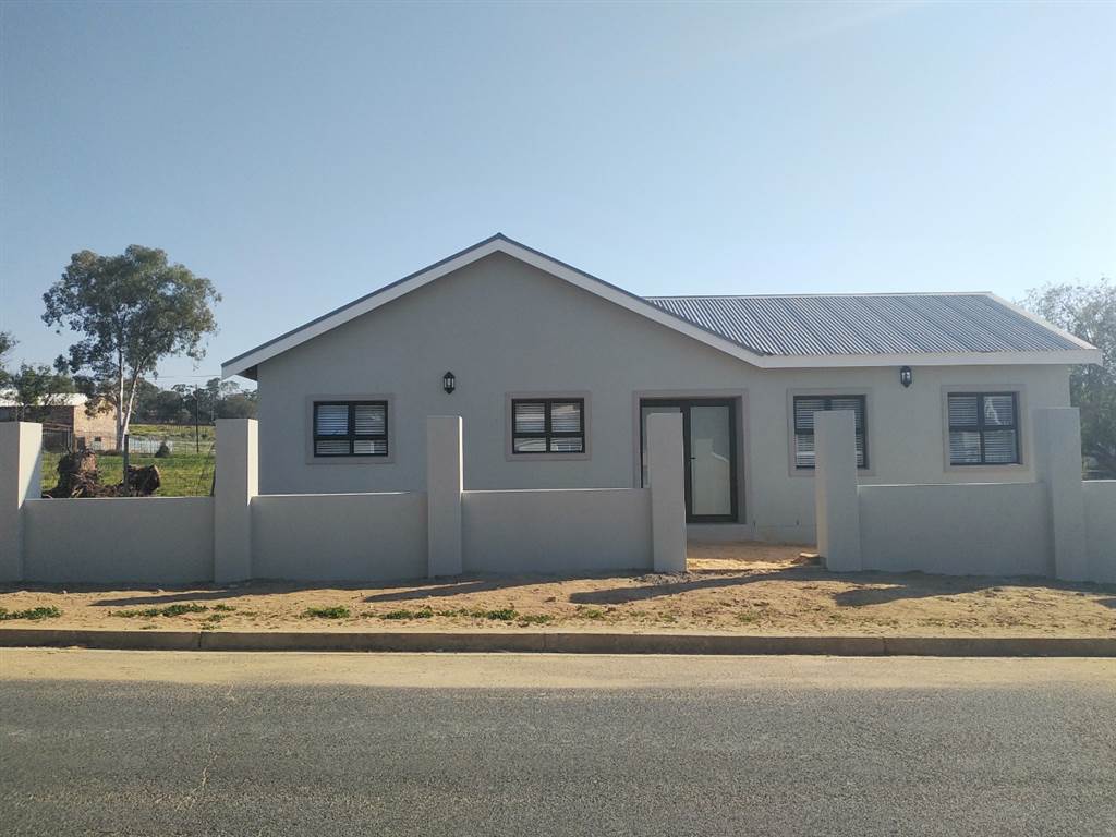 4 Bed House in Clanwilliam photo number 24