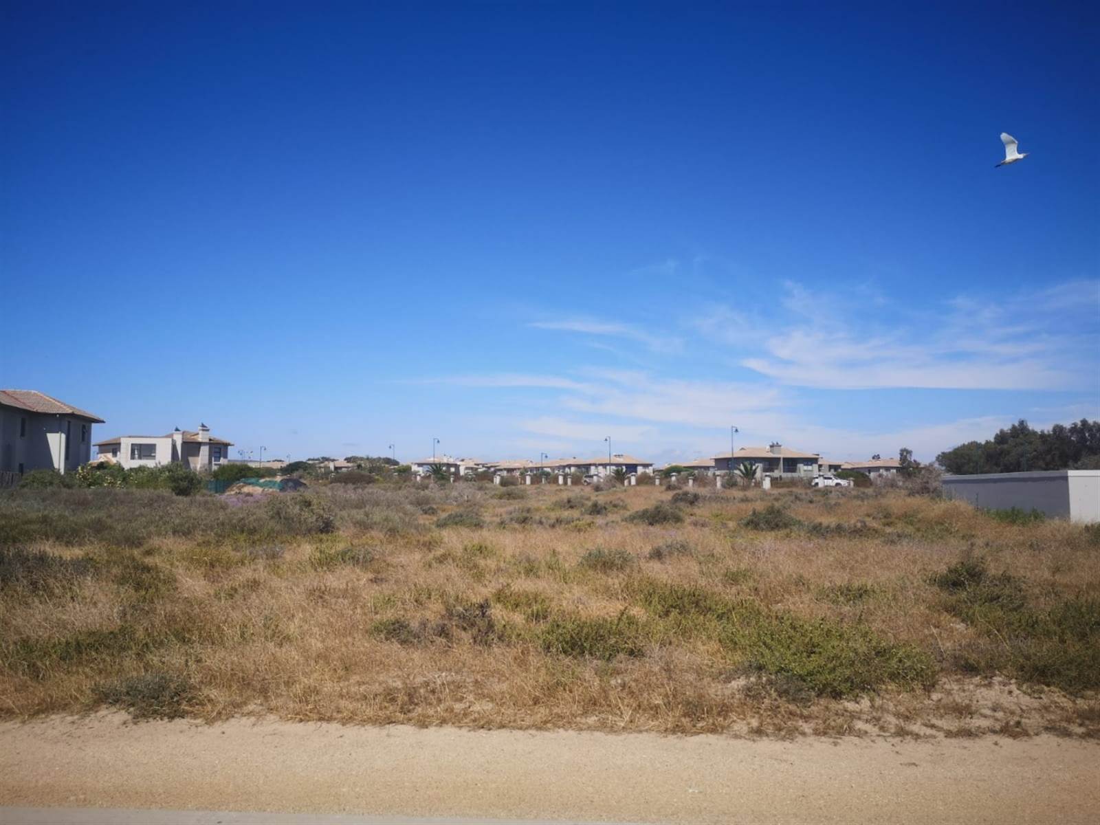 1078 m² Land available in Langebaan Country Estate photo number 2