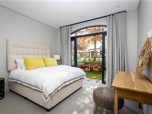3 Bed House in St Johns Village
