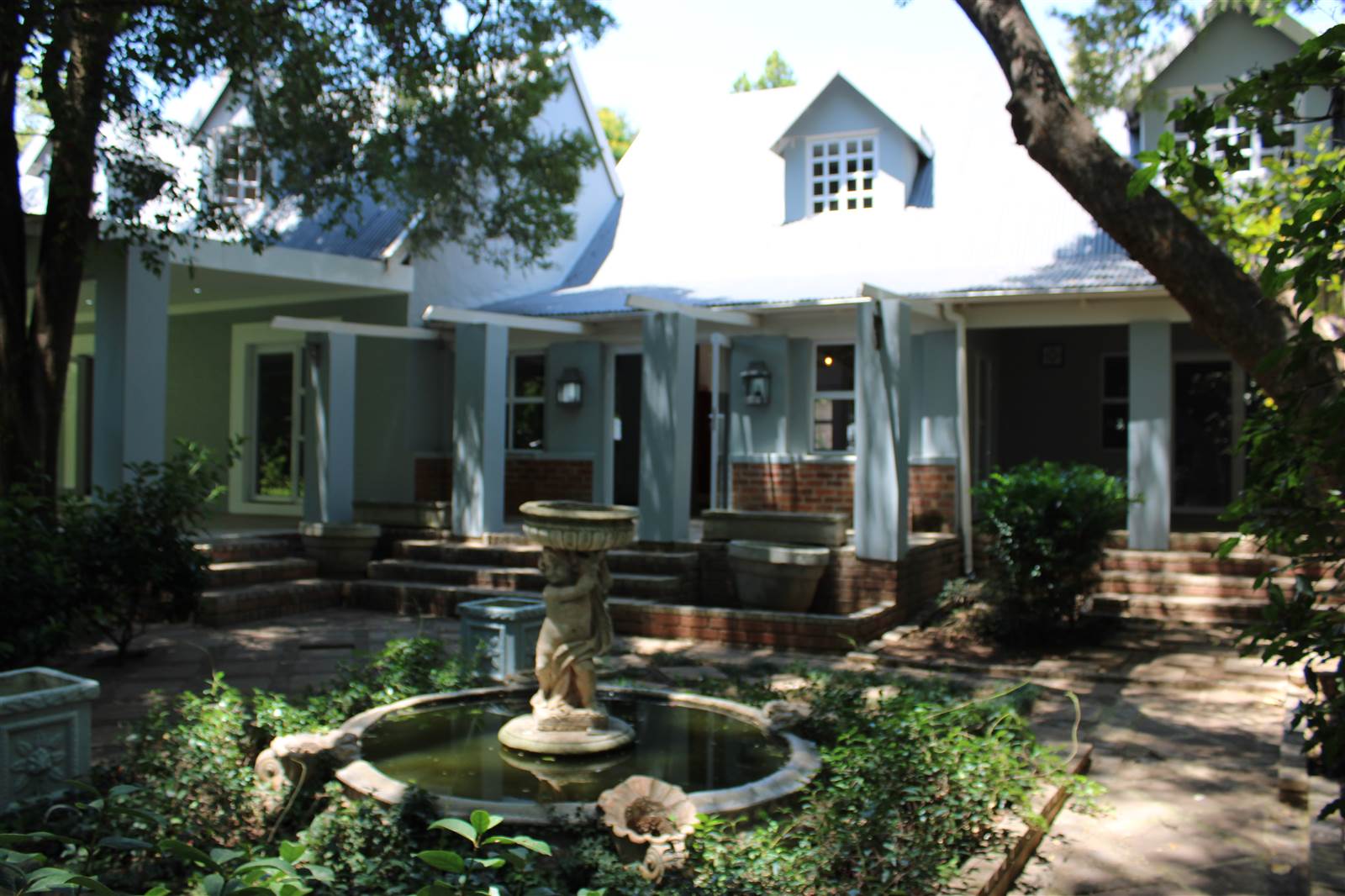 6 Bed House in Waterkloof photo number 6