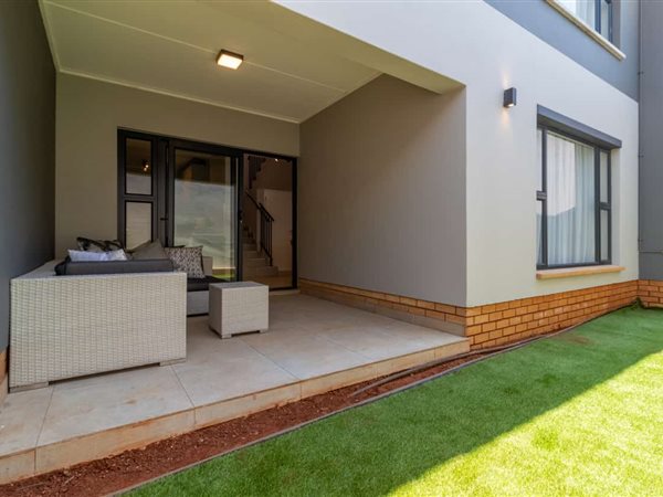 3 Bedroom Duplex 3 Bedroom Duplex