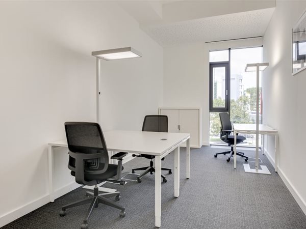 8  m² Office Space