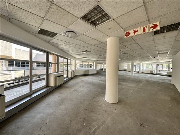 482  m² Commercial space in Parktown