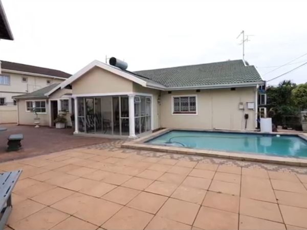 4 Bed House in Mt Edgecombe