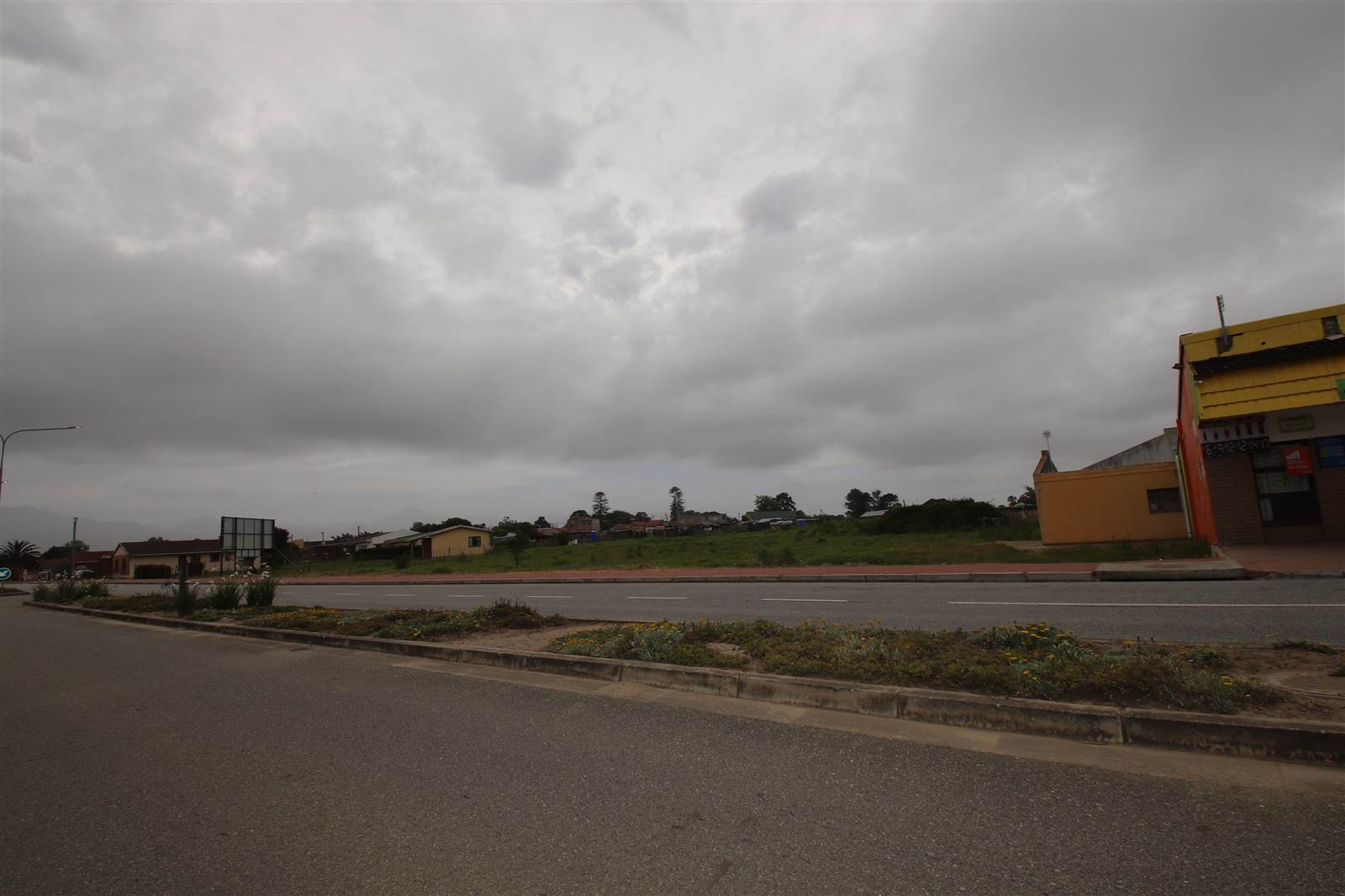 2305 m² Land available in Pacaltsdorp photo number 3