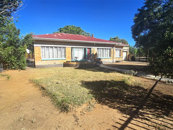 2 Bedroom House 2 Bedroom House