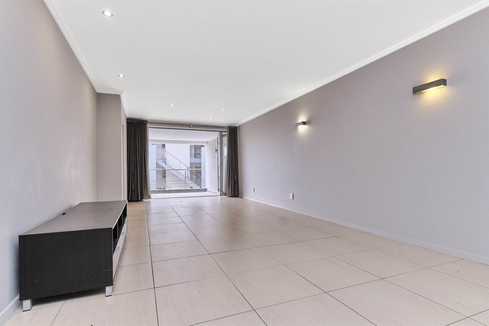 2 Bed Apartment in Hurlingham photo number 10