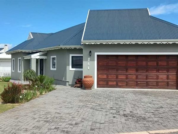 3 Bedroom House 3 Bedroom House