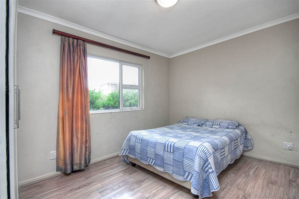 2 Bed Apartment in Edenburg photo number 15