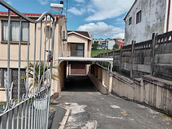 2 Bedroom House 2 Bedroom House