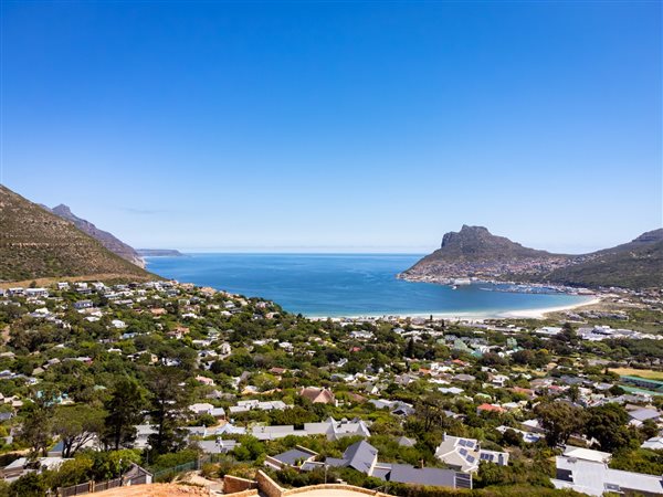2.1 ha Land available in Hout Bay and surrounds