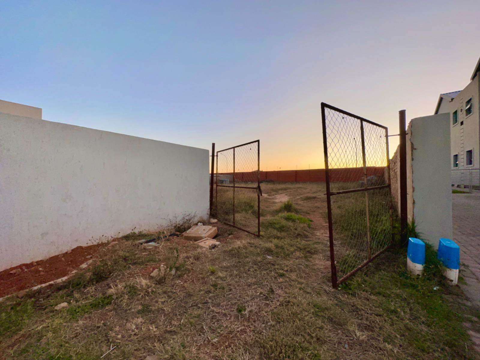 642 m² Land available in Glen Marais photo number 9
