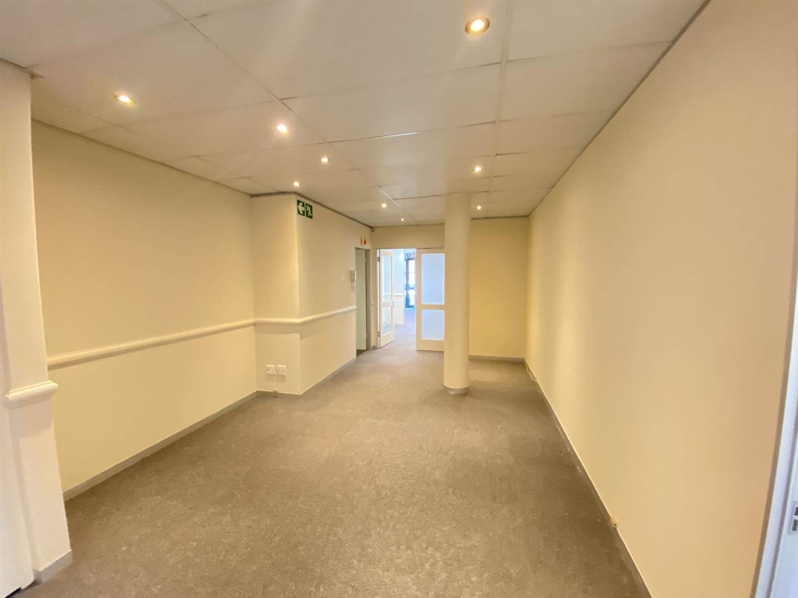 310  m² Commercial space in Kenilworth photo number 5