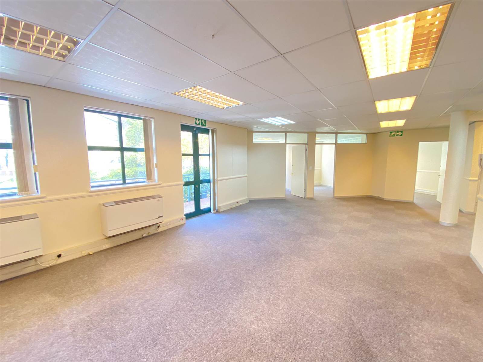310  m² Commercial space in Kenilworth photo number 2