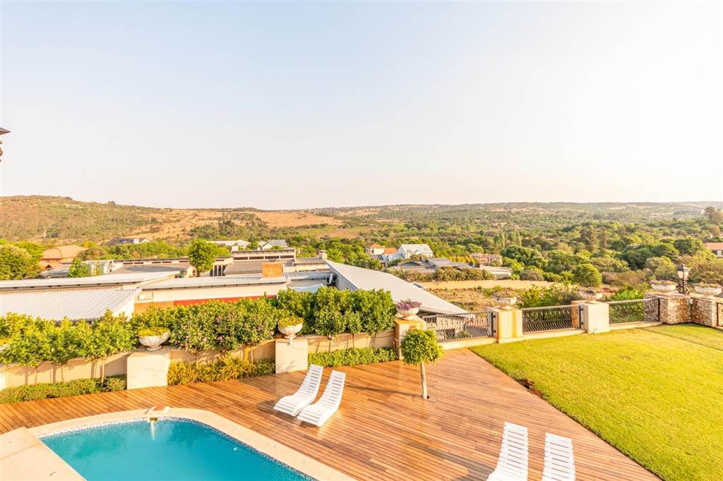 6 Bed House for sale in Zwavelpoort T3912737 Private Property