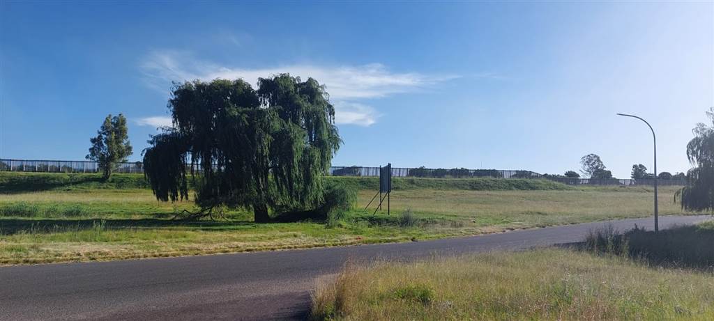 2742 m² Land available in Evander photo number 1