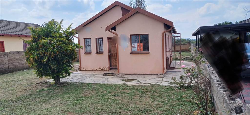2 Bed House in Soshanguve B photo number 1