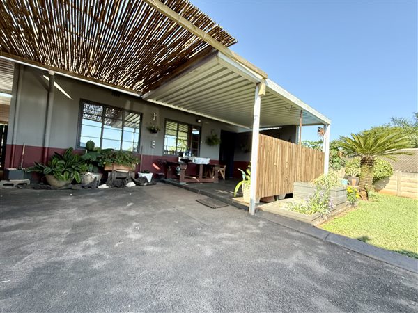 3 Bedroom House 3 Bedroom House