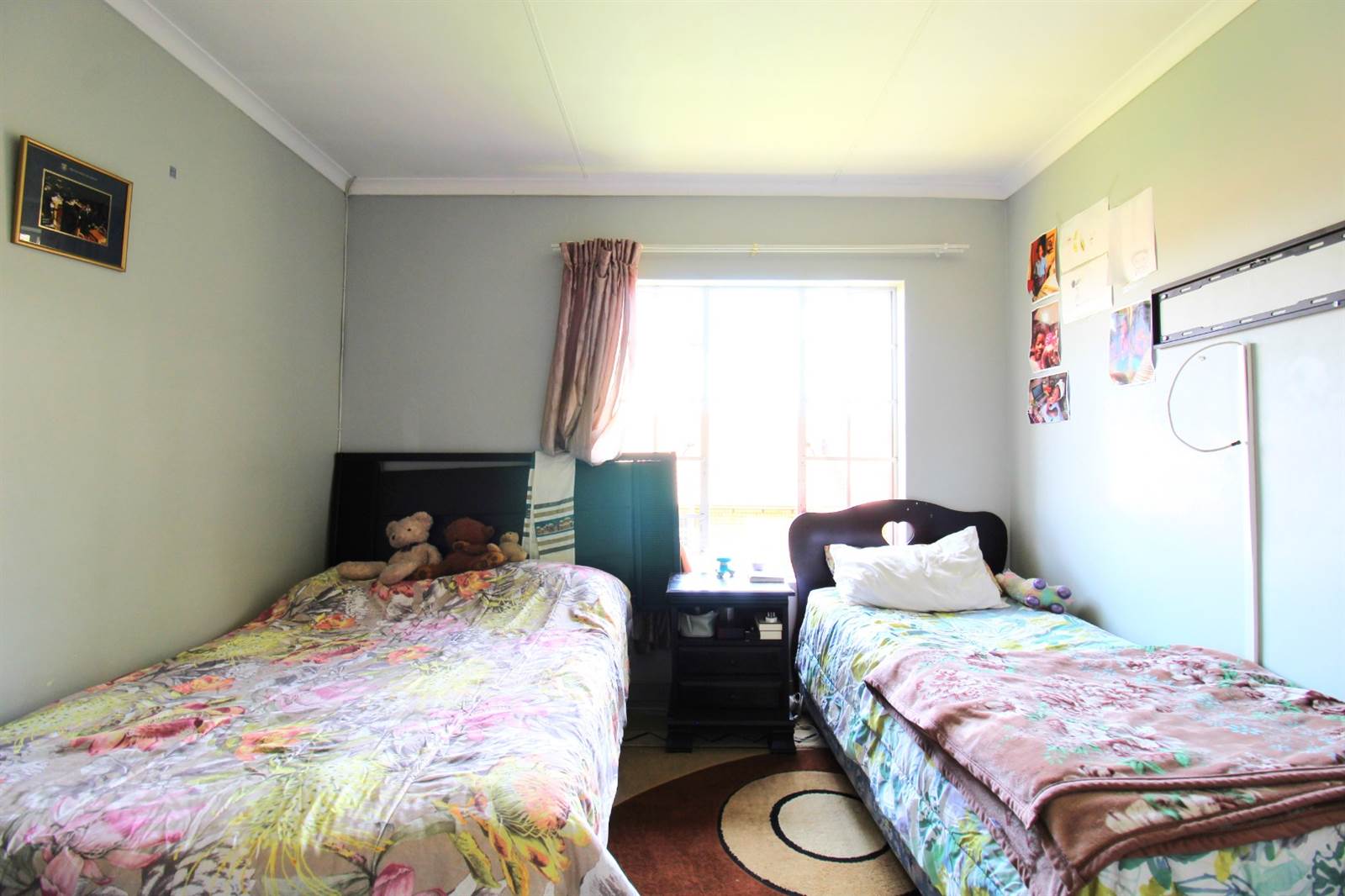 2 Bed Apartment in Moreleta Park photo number 6