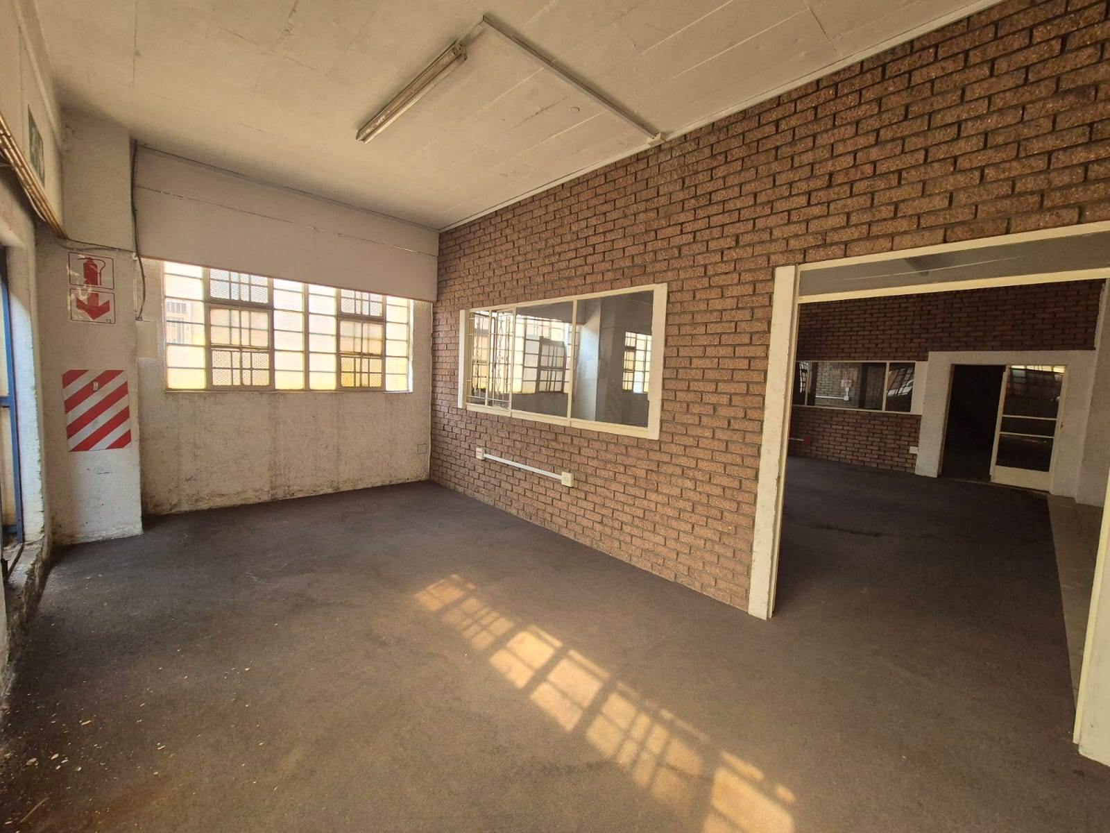 285  m² Industrial space in Wadeville photo number 3
