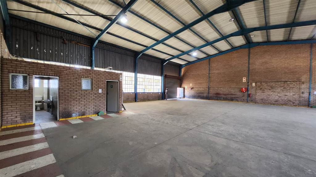 400  m² Industrial space in Kirkney photo number 9