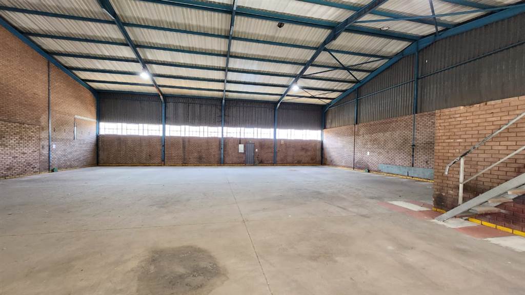 400  m² Industrial space in Kirkney photo number 5