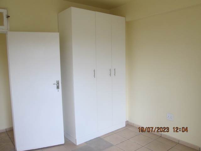 2 Bed Apartment in Glenwood photo number 28