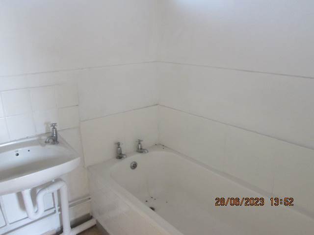 2 Bed Apartment in Glenwood photo number 9