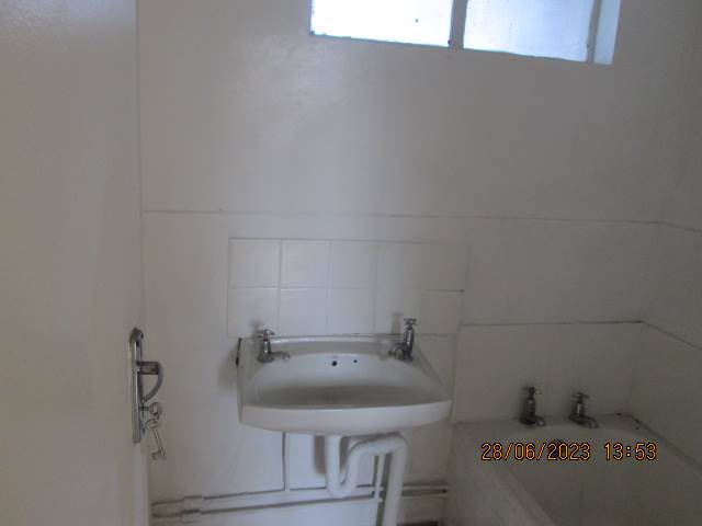 2 Bed Apartment in Glenwood photo number 10