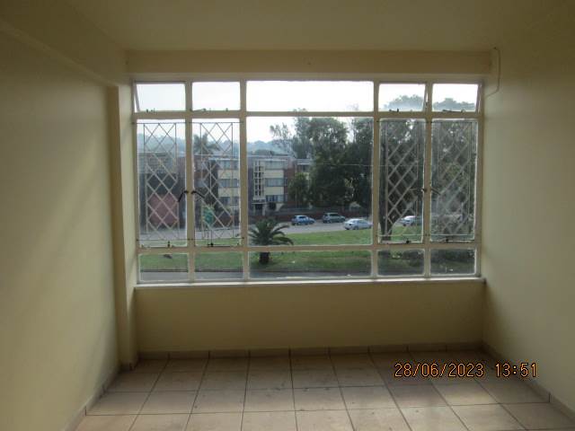 2 Bed Apartment in Glenwood photo number 5