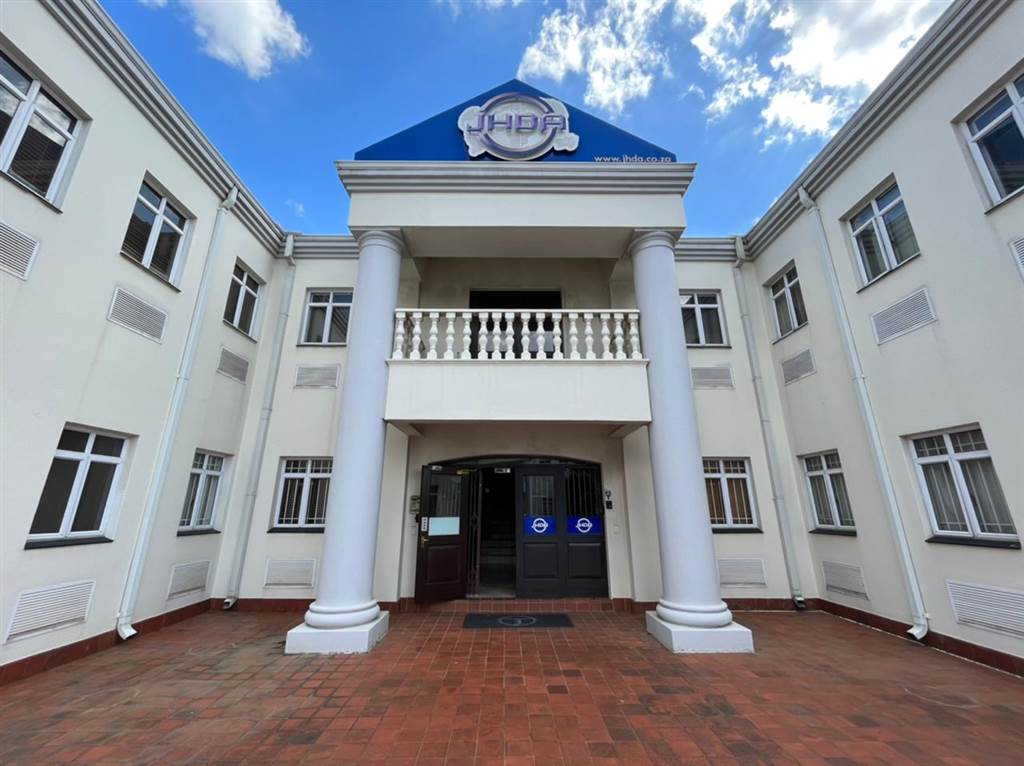 1414.3  m² Commercial space in Bryanston photo number 3