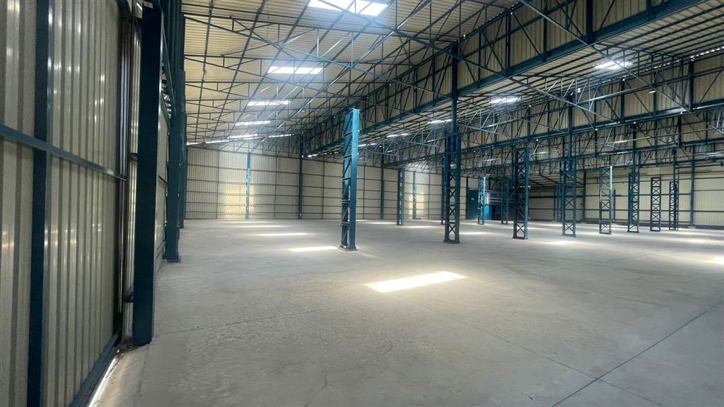 2000  m² Industrial space in Atteridgeville photo number 17