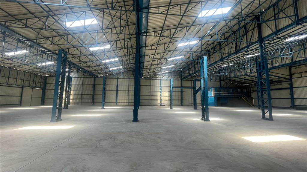 2000  m² Industrial space in Atteridgeville photo number 15