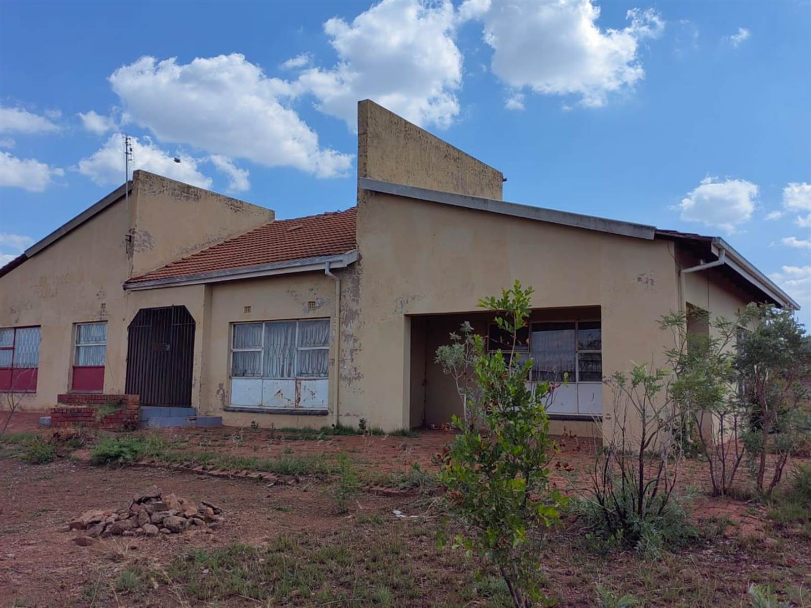 2000 m² Farm in Mabopane photo number 10