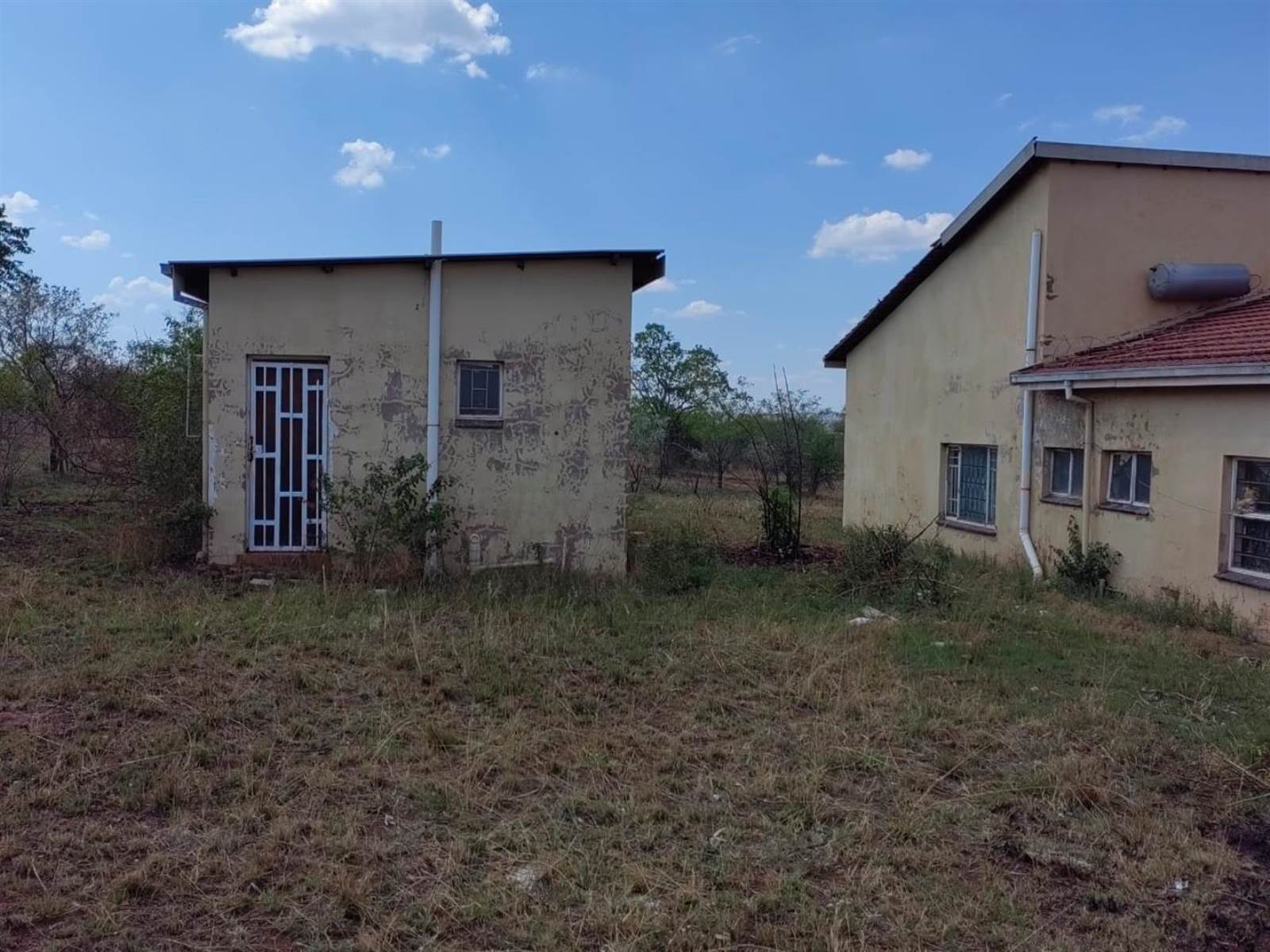 2000 m² Farm in Mabopane photo number 12
