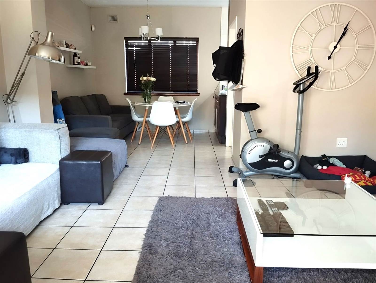 2 Bed Townhouse in Musgrave photo number 2