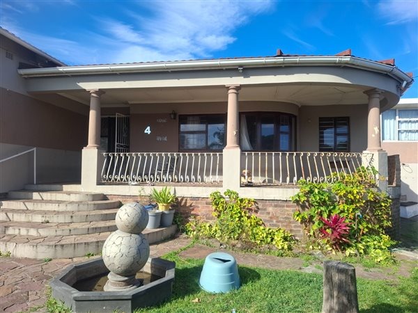 3 Bedroom House 3 Bedroom House