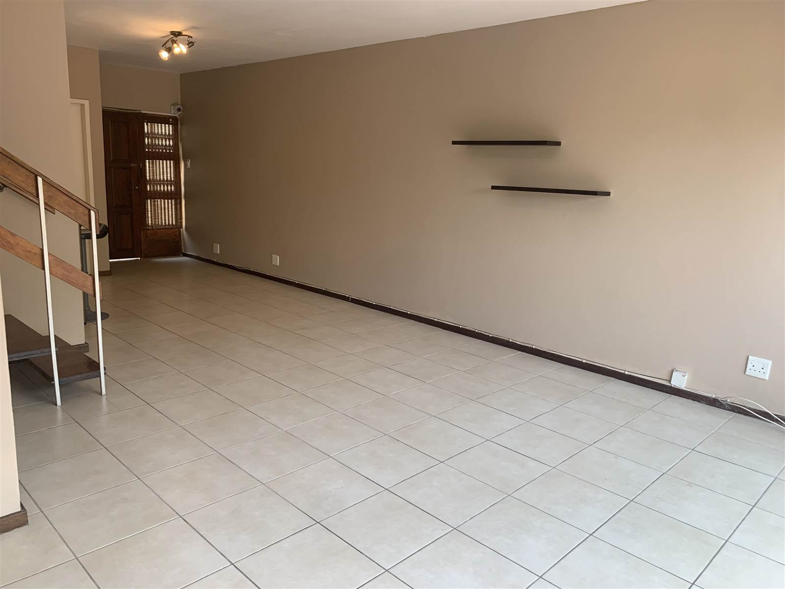 3 Bed Townhouse in Umgeni Park photo number 8
