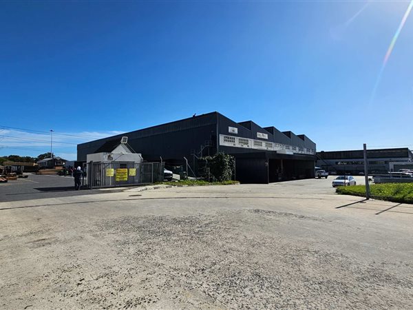 5 490  m² Industrial space