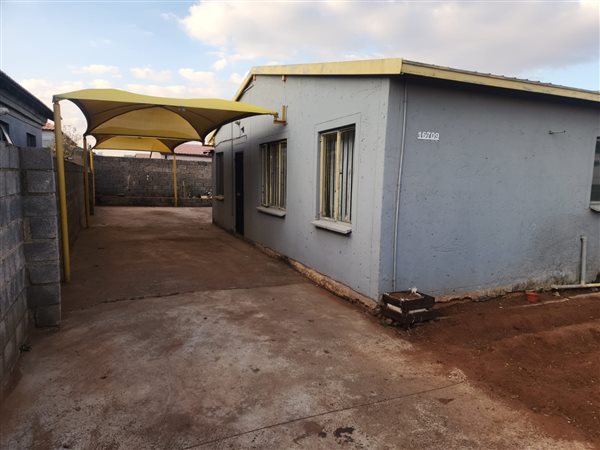 3 Bedroom House 3 Bedroom House