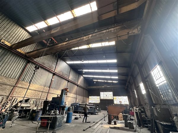 850  m² Industrial space