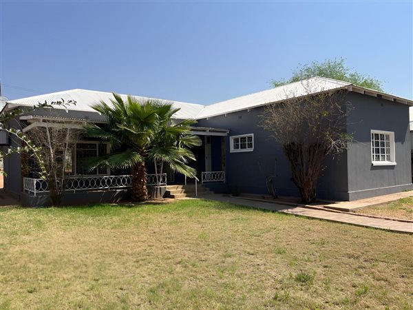 3 Bedroom House 3 Bedroom House