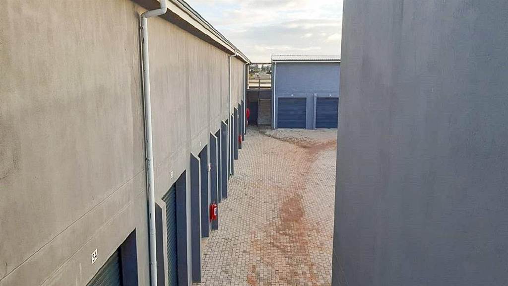 19  m² Commercial space in Paarl photo number 5