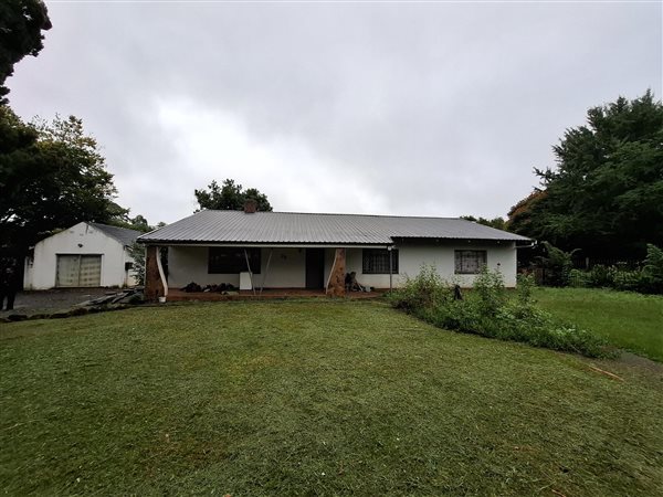 4 Bedroom House 4 Bedroom House